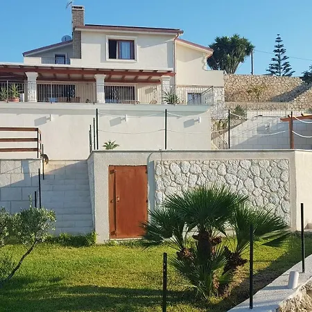 Bed & Breakfast Terrazze Chiaramontane Marina di Palma
