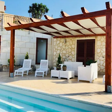 Terrazze Chiaramontane Bed & Breakfast