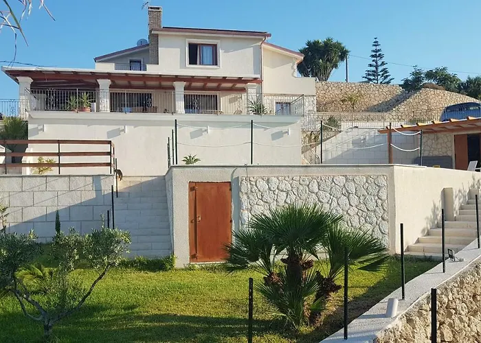 Bed & Breakfast Terrazze Chiaramontane Exclusive Marina di Palma