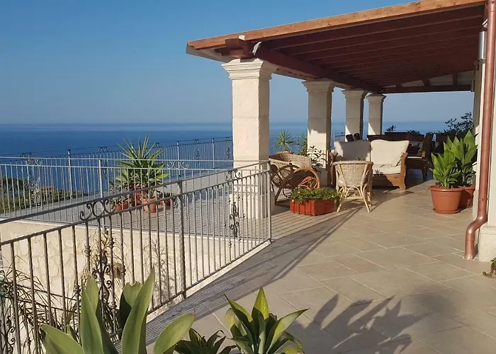 Terrazze Chiaramontane Exclusive Bed & Breakfast 4*